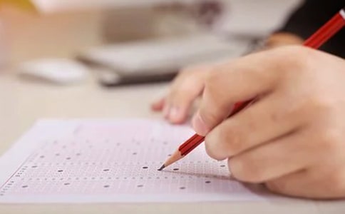 Java��ԇ�Pԇ�}