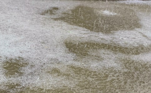 夏天的冰雹作文