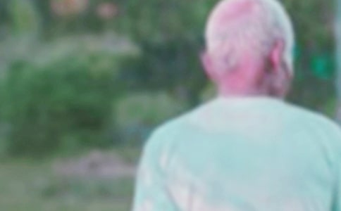 樂(lè)于助人的大叔作文