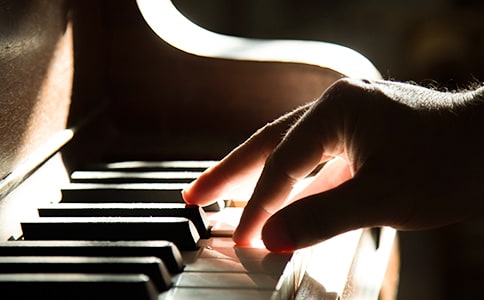 �{�m�Ե¡���ƽ�������ٍ{�}�ڡ�ȫ�ļ��b�p