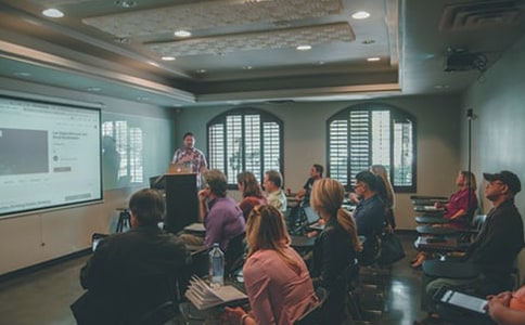 С�W(xu��)��(sh��)�W(xu��)�̎����_�n�ĵ��w��(hu��)��ͨ��6ƪ��