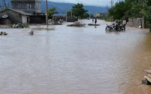 可怕的洪水作文