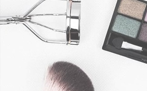 ���yƷ�{�Ј��