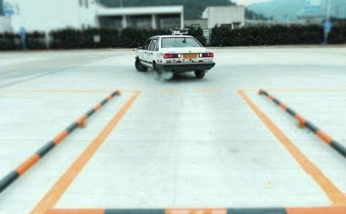 �{У��ȫ�����ƶȃ��㡾15ƪ��