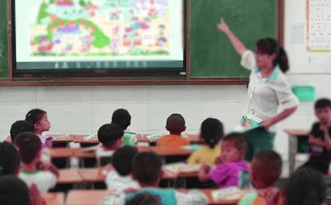 ��Ϣ���̌W�ĵ��w�������x15ƪ��