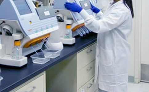 �P�ڽ��н̸Ĺ������Y