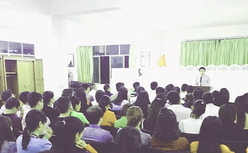 ���Mվ��վ�L��Ƹ���v��