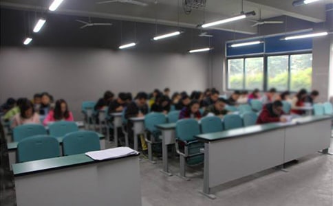 ��ԇ���ף�����Z��ͨ��50�䣩