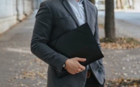 ���Ɏ�ί�д�����ͬ