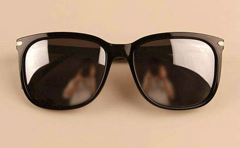 墨鏡的英文廣告詞_英文廣告詞