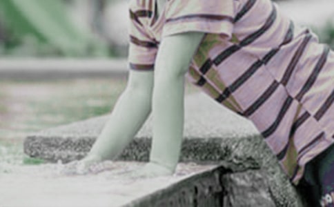 �к��ӌ��oŮ���ѵęzӑ��700�֣����x12ƪ��