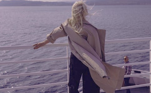 ΢������Ȧ����Ů�Ԃ��Ժ���