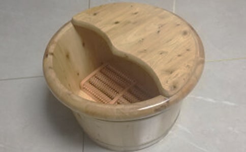 老姜泡腳有什么功效與作用