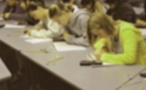 �����W����ĩ��ԇ���Y����