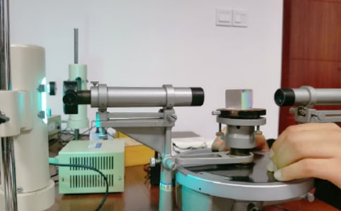 ������Բ��Լm���