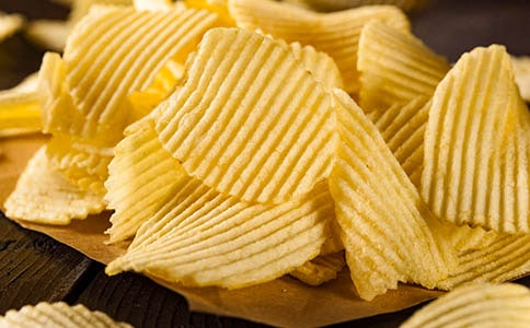 大班健康活動(dòng):神奇薯片罐