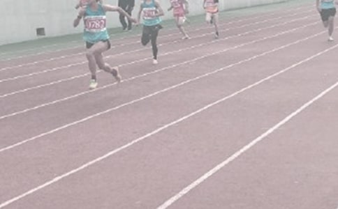 ��߄���