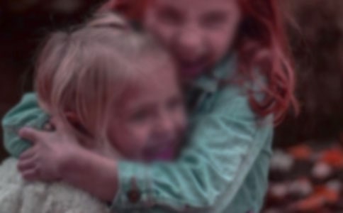 ɫ���_����ͯ��ɢ��