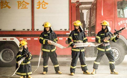 �������T��K���Y���ģ�ͨ��6ƪ��