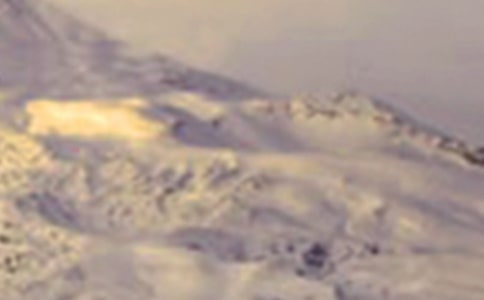 ѩɽ�����e����ɢ��