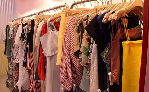 ���l���������·�