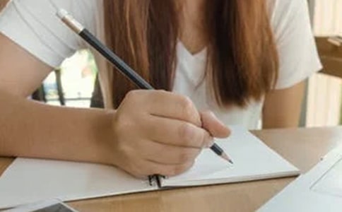 關(guān)于初一我的煩惱作文集錦6篇