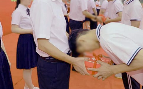 ���˶Yף���Z����һ��Ԓ�����x400�䣩