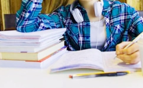 關于大學生畢業自我鑒定