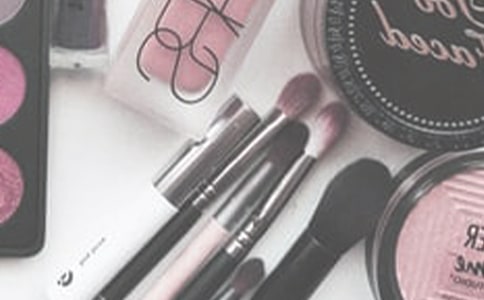 化妝品業務員個人工作總結