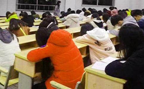 �����п�ԇ���Y��˼��ͨ��14ƪ��