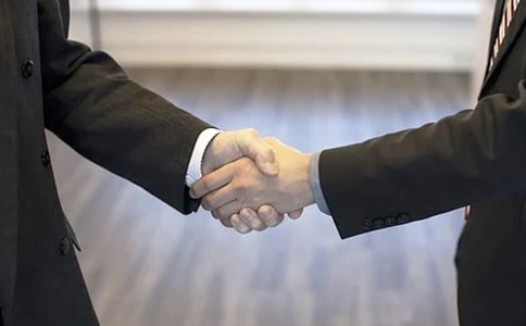 ��ĩ���R�o�͑��Ķ���ף���Z