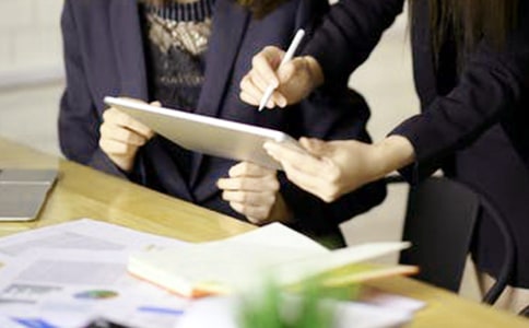 ���I(y��)���g(sh��)�ˆT��ȿ��˂��˿��Y(ji��)��ͨ��12ƪ��