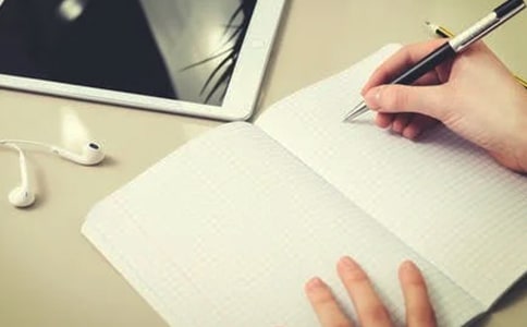 全國乙卷《跨越,再跨越》優秀作文(精選9篇)